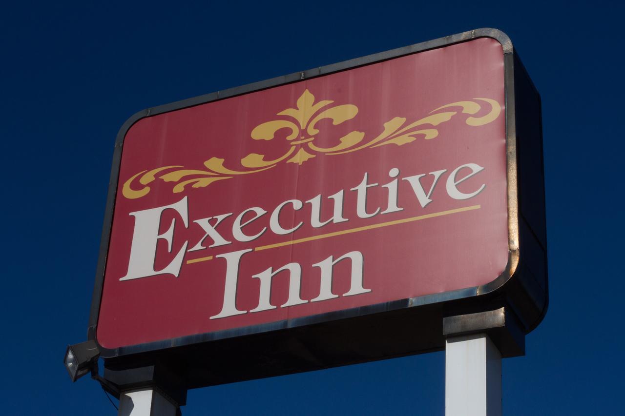 Executive Inn Ponca City מראה חיצוני תמונה