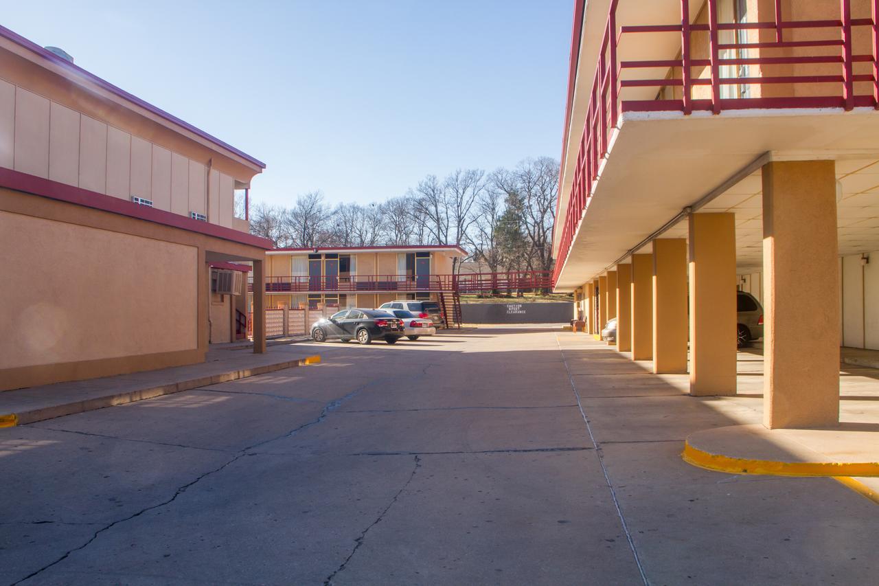 Executive Inn Ponca City מראה חיצוני תמונה