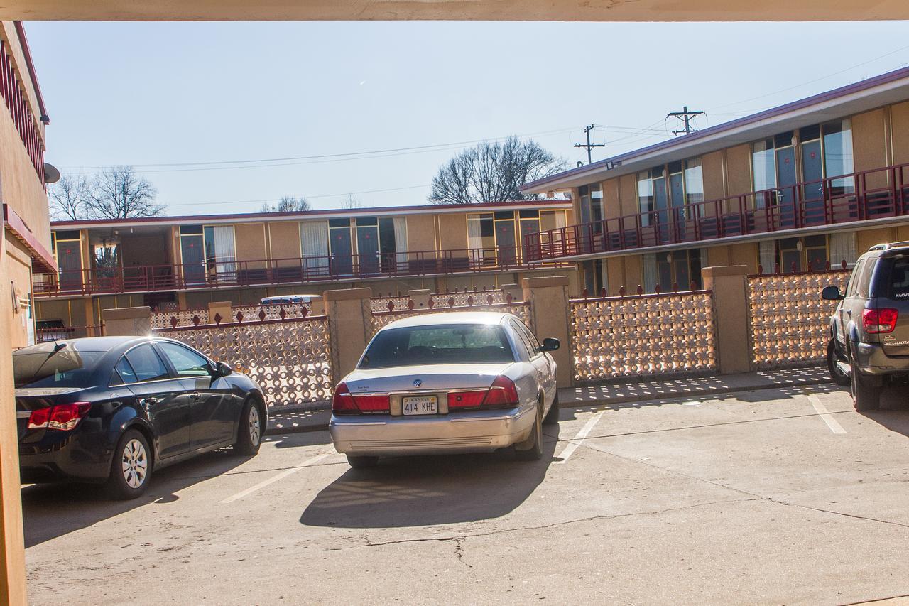 Executive Inn Ponca City מראה חיצוני תמונה